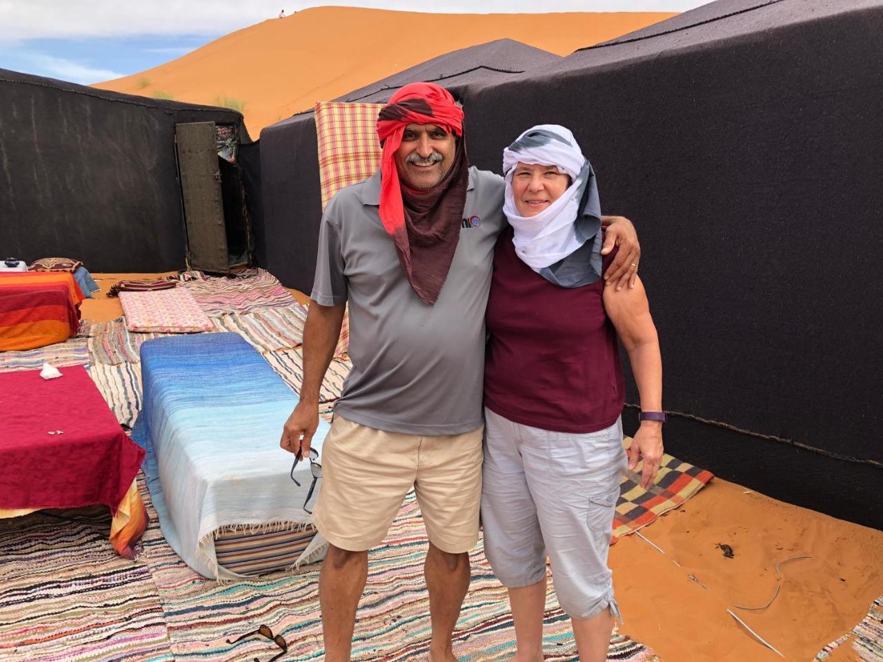 Sahara Camel Tours Camp Hotel Мерцуга Екстериор снимка
