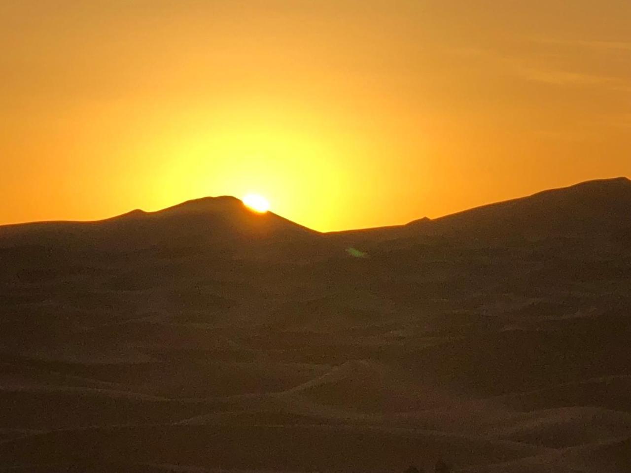 Sahara Camel Tours Camp Hotel Мерцуга Екстериор снимка