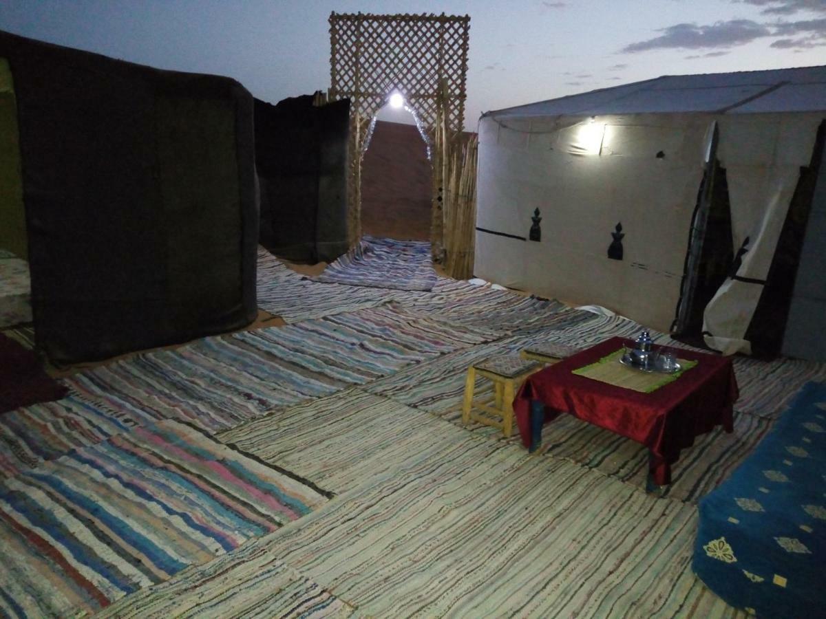 Sahara Camel Tours Camp Hotel Мерцуга Екстериор снимка